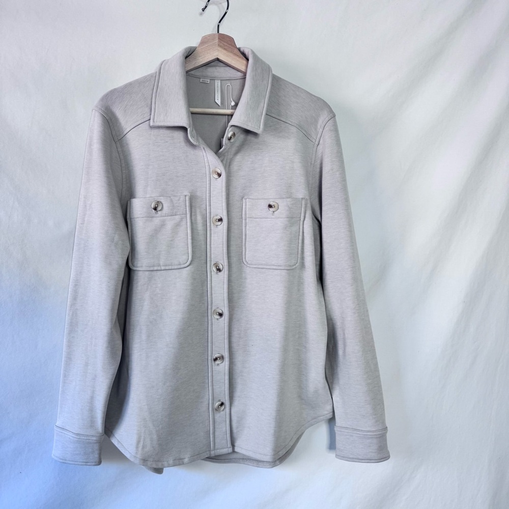 NWT TravisMathew Cloud Shacket Women’s Medium Heather Gray Button Front